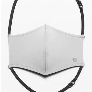 Lululemon Double Strap Face Mask